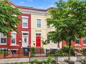 172 Bryant St NW, Washington, DC