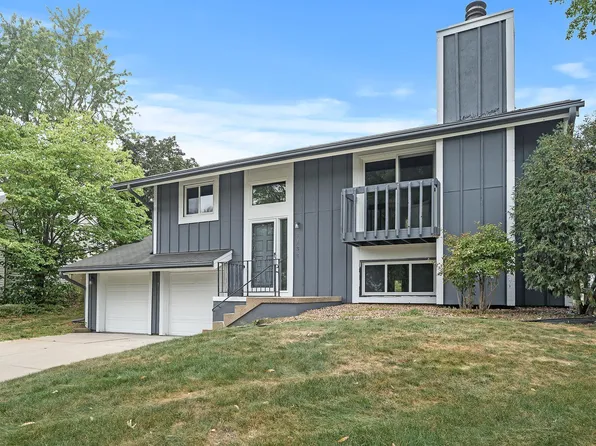 3138 Quarry Ct, Eagan, MN 55121