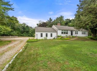 15 Thorwald Pl, Yarmouth Port, MA 02675