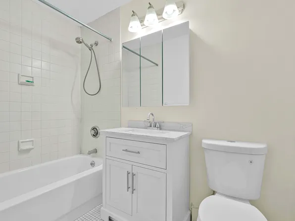 138-35 Elder Avenue image 17 of 27