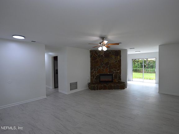 4th image of 2045 DERRINGER Road