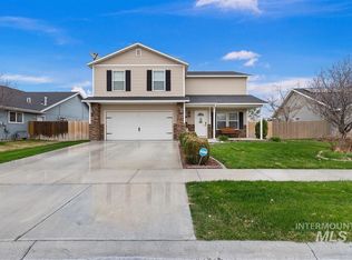 54 N Zion Park Dr, Nampa, ID 83686