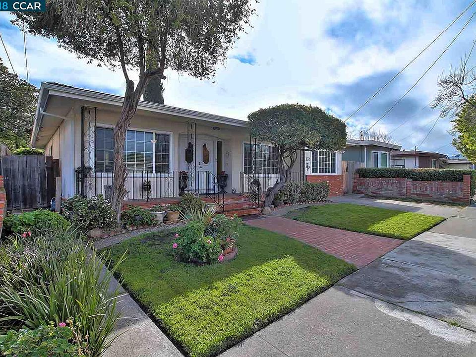 1st image of 275 Di Maggio Ave