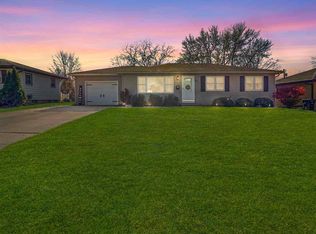 551 Pioneer Rd, Waterloo, IA 50701