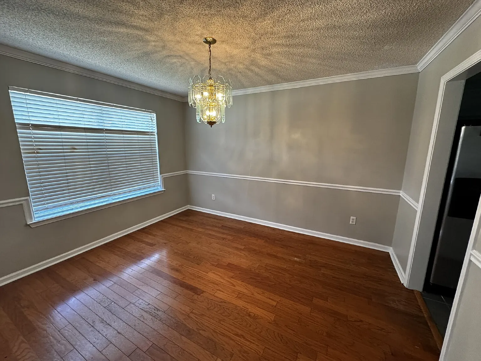 4 bed, 2.0 bath, 1914 sqft, $1,850 — Photo 4