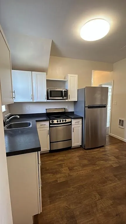 126 W Potomac St, unit 5 — Photo 3