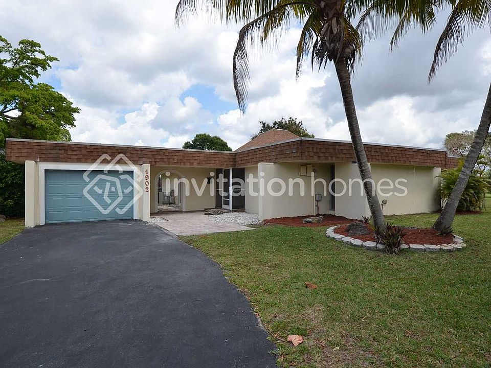 1st image of 4902 Banyan Ln