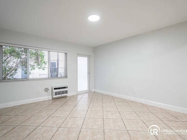 7311 Byron Ave #3 — Photo 5