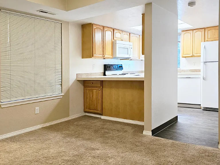 Orchard Park: Quiet Community in Port Orchard — Photo 25