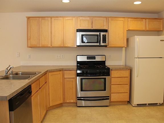 5th image of 12600 NE 27th Way