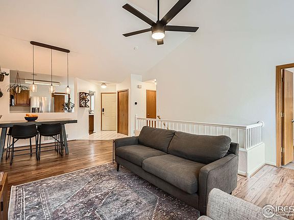 3rd image of 1136 Wabash St #6
