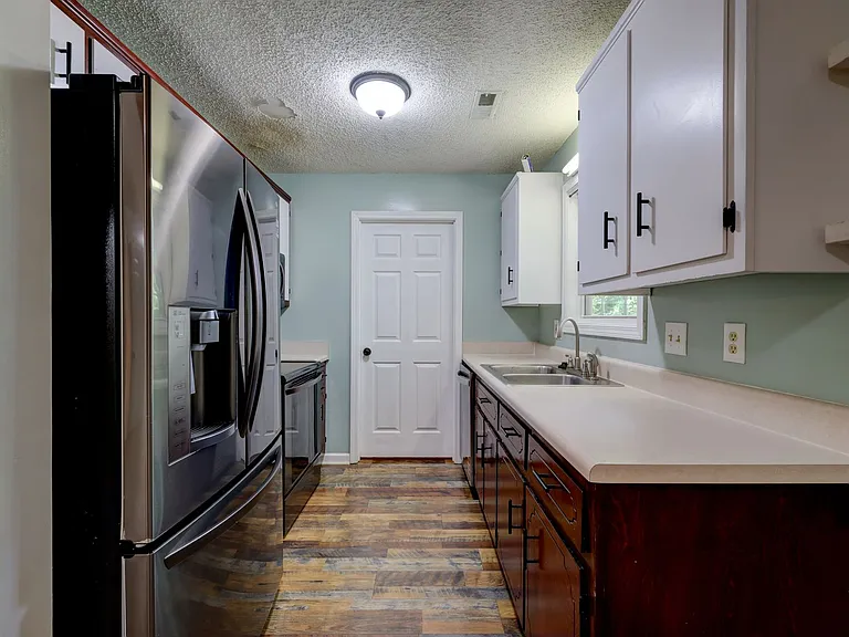 3253 N Senseney Cir — Photo 42