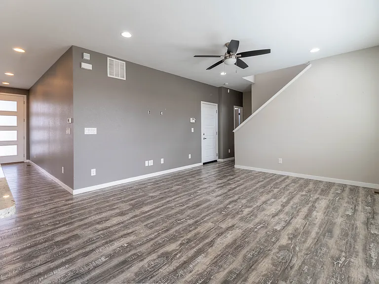 11069 Rifle Ct — Photo 5