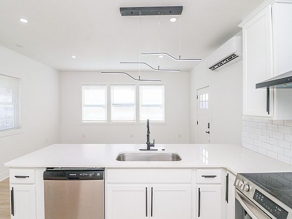 3rd image of 2804 Hoff Ave #1