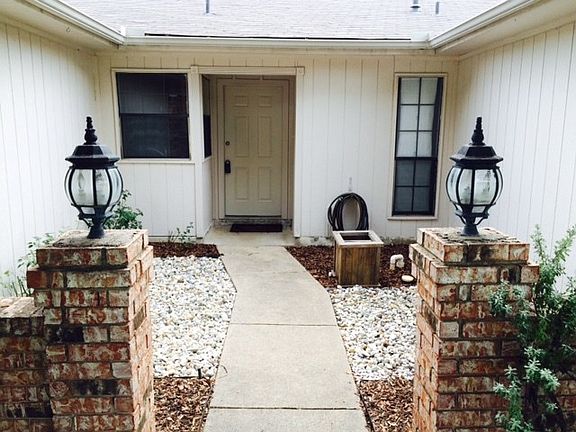 3rd image of 4016 Pepperwood Dr