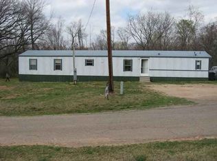 103 E 18th St, Tishomingo, OK 73460