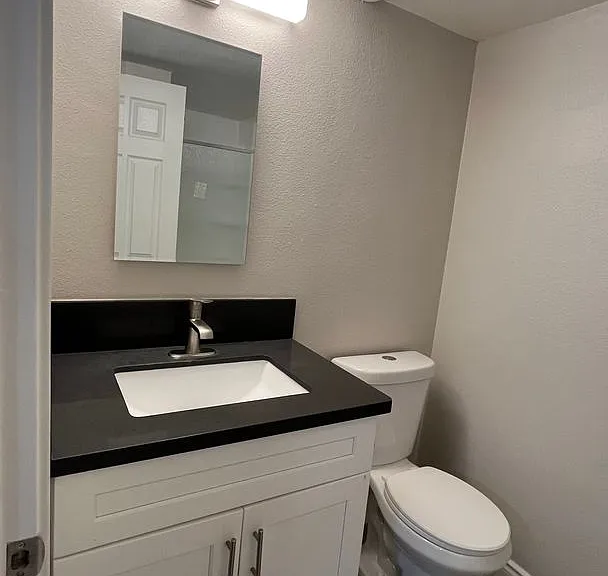 The Riviera Apartments — Photo 21