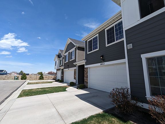3rd image of 6613 S Wallsburg Dr