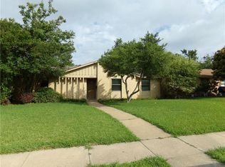 1105 Mill River Dr, Garland, TX 75043