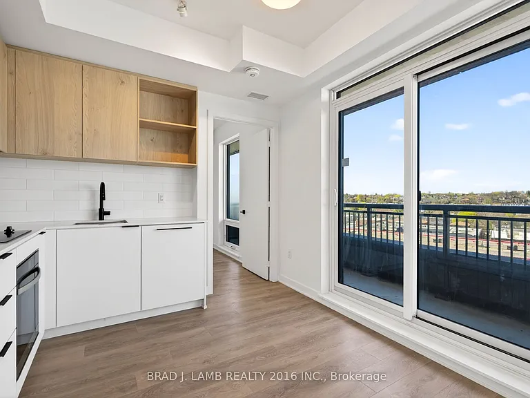 1185 Dupont St #624 — Photo 6