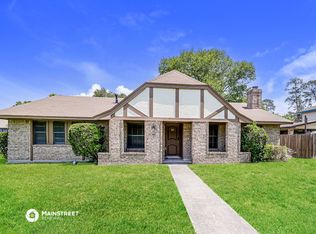601 Sycamore Dr, Conroe, TX 77302