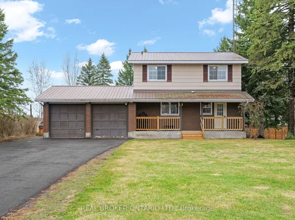 15658 County Road 43 Rd, North Stormont, ON K0C 1K0