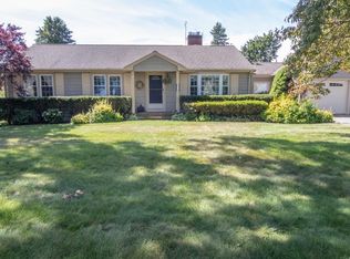 12 Carver Rd, Plymouth, MA 02360
