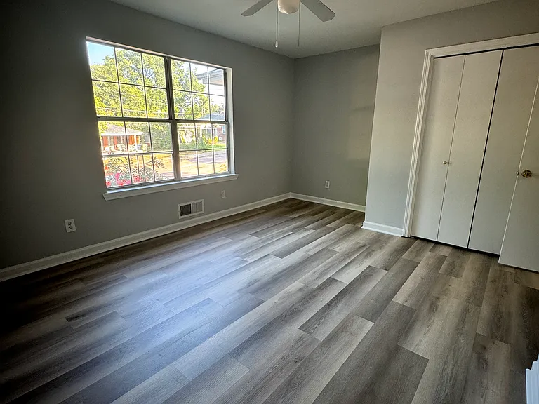 1005 Hill St SE #B — Photo 17