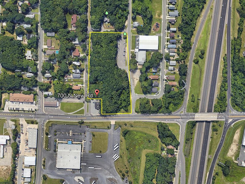 2nd image of 700 N New Rd