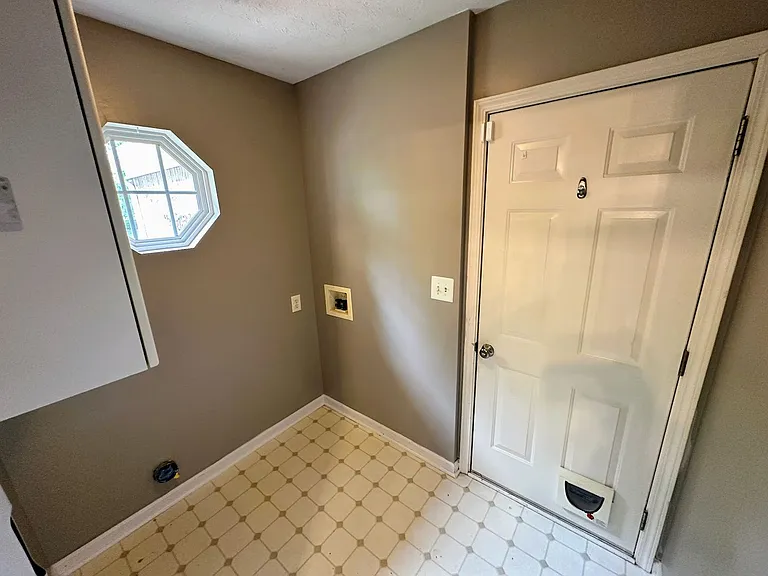 3821 Landridge Dr — Photo 19