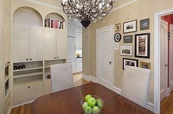 2nd image of 205 W 54th St APT 11D