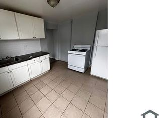 105 Maple St, Yonkers, NY 10701