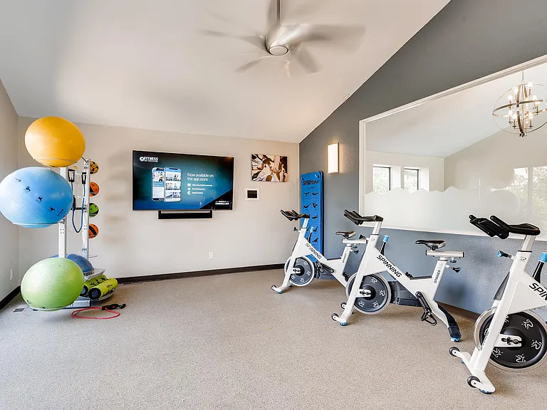 Villas at Holly | Centennial, Co. Apartments