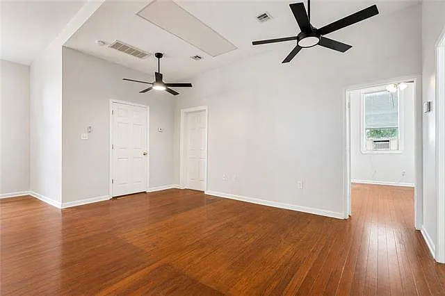 913 N Tonti St — Photo 8