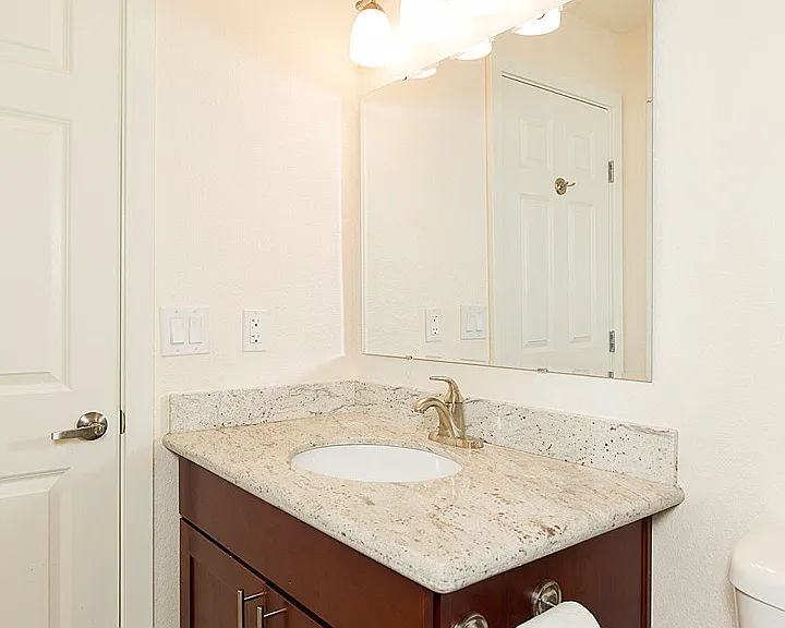 Minor Tower Apartments - Located in Eastlake — Photo 31