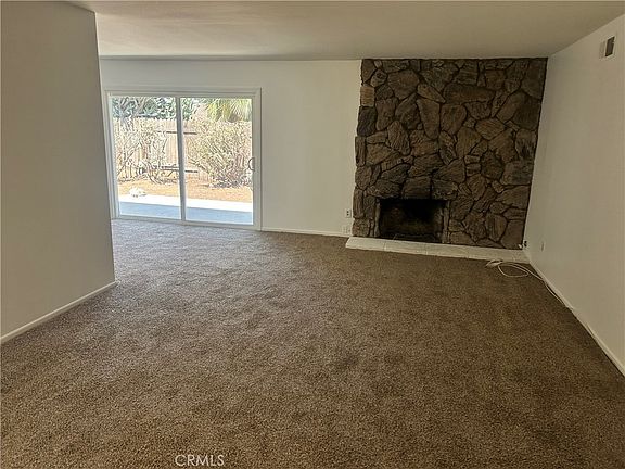 5th image of 3385 Valencia Hill Dr