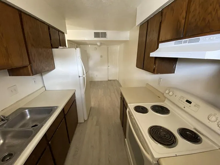 13515 Copper Ave NE #1 — Photo 5