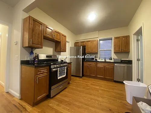 58 Medford St #1R Photo 1