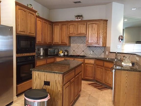 3rd image of 3259 Blue Oak Dr