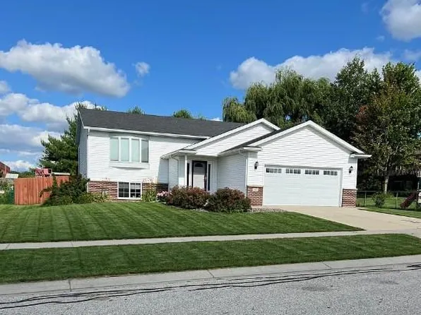406 7th Ave NE, Byron, MN 55920