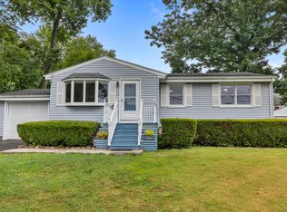 71 Mohawk Dr, West Haven, CT 06516
