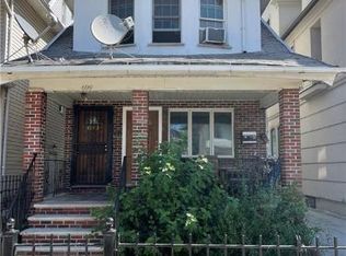 699 E 5th St, Brooklyn, NY 11218