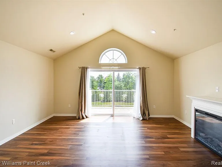 45478 Aragon Ln #52 — Photo 9