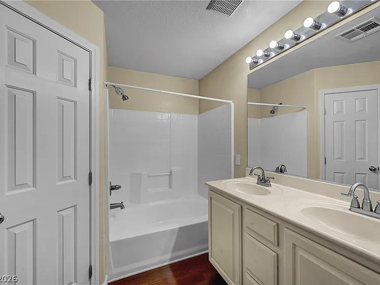 12052 Hathaway Pines Ln — Photo 39