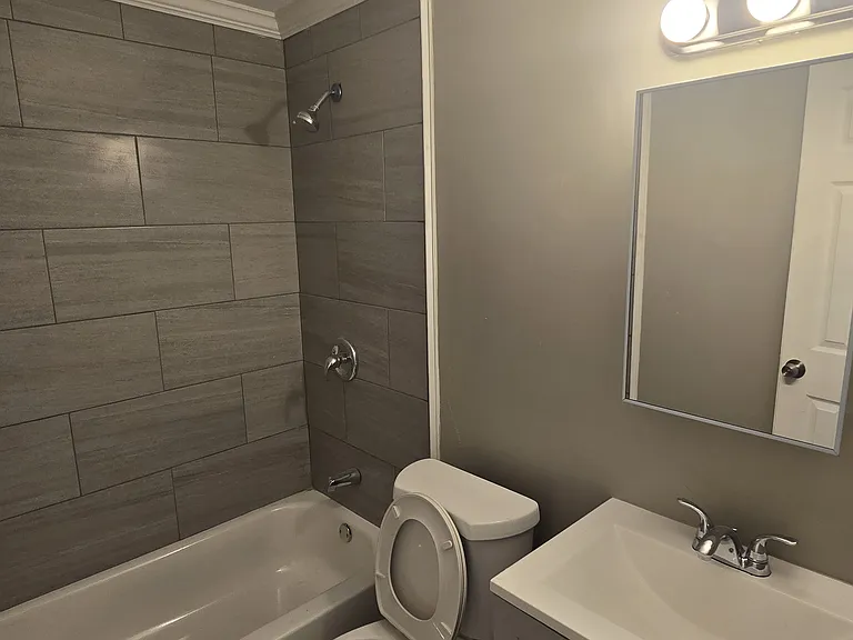 709 Patton Ave — Photo 7