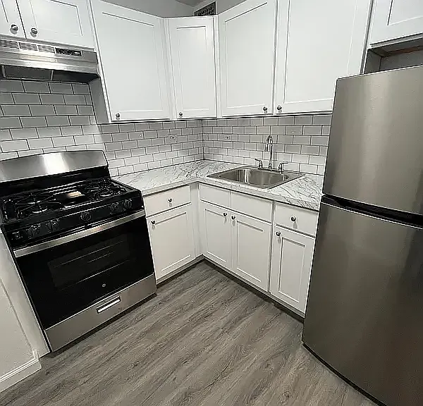 3215 Avenue H #6F — Photo 4