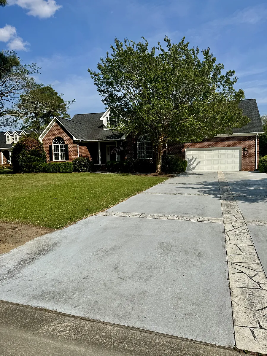Building Photo - 513 Alexis Dr