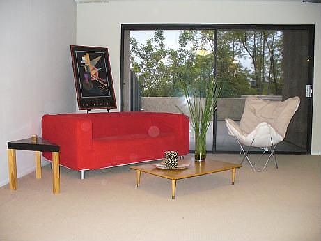 Immaculate Studio - 625 Sq Ft Huge Private Patio 540 Sq Ft Walk-In Closet 
