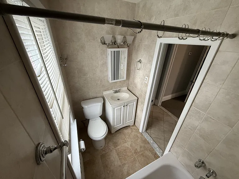 32 Dalton Rd — Photo 3