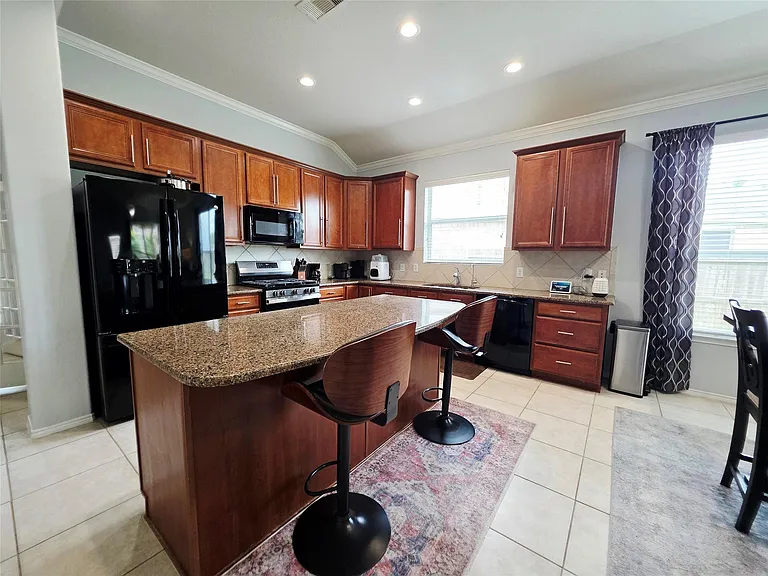 7142 Breton Bay Pass — Photo 17